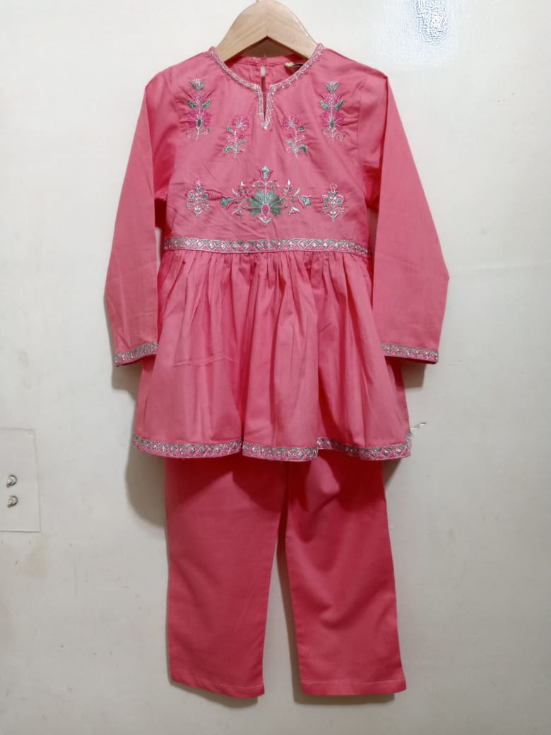 Girls shalwar kameez